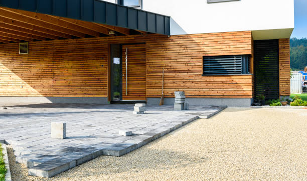 Best Professional Driveway Pavers  in Omro, WI